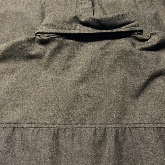 Yago Mens Charcoal Colored Button-up Shirt, size XL, Short Sleeve - Picture 5 of 5